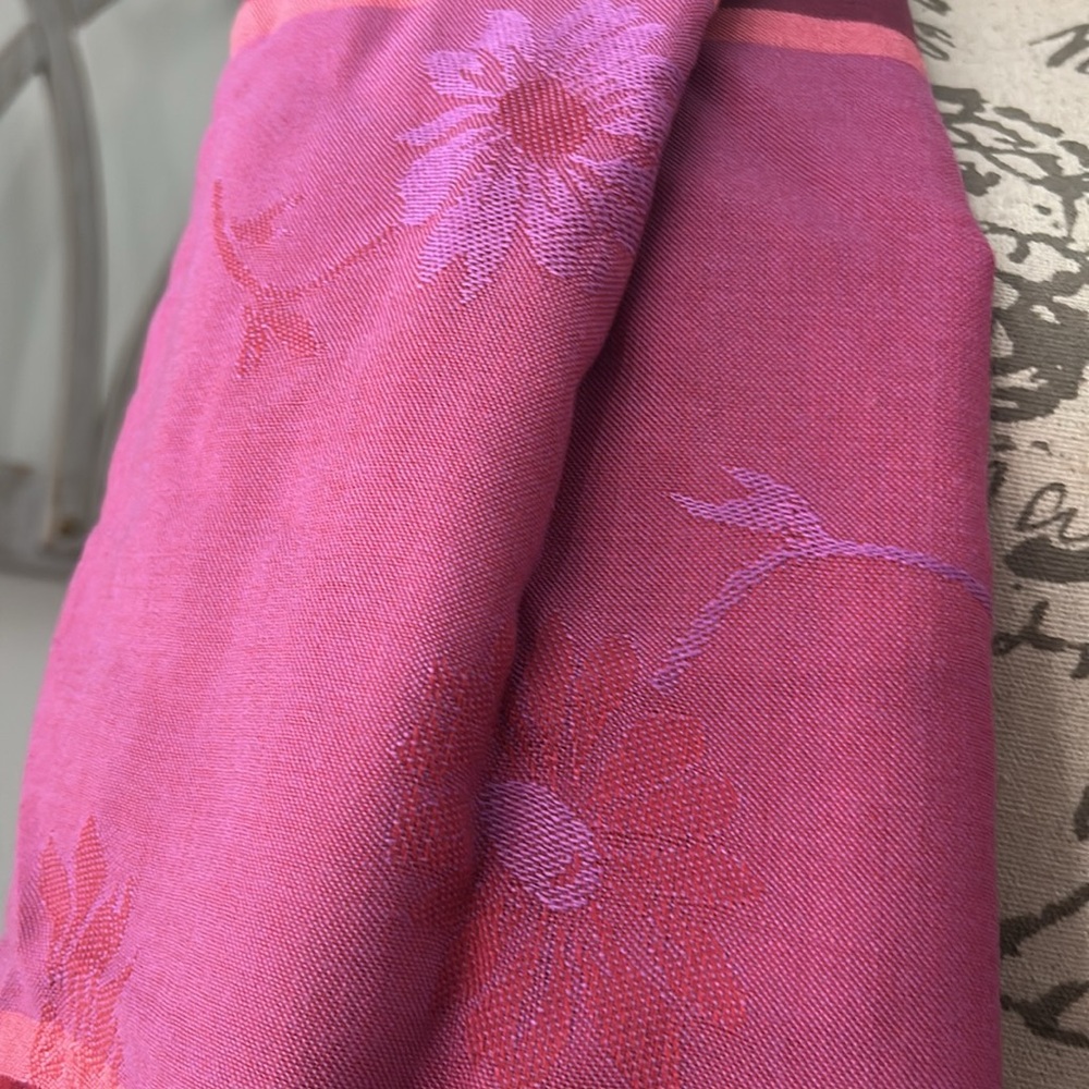 Jacquard Floral Wrap Scarf Heavy Weight Pink Purple Maroon 30”x 66” Large - Picture 2 of 12